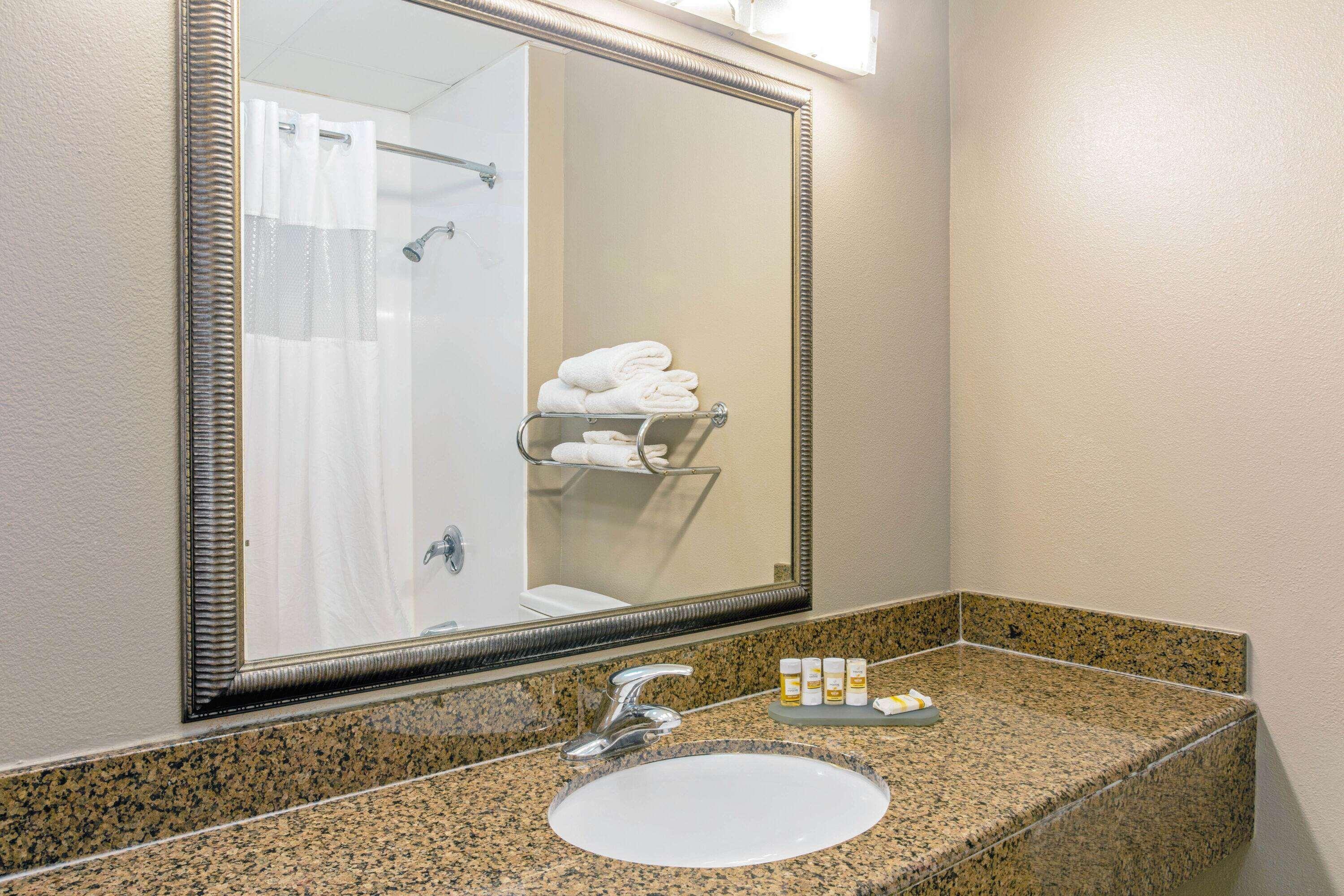 Hotel La Quinta By Wyndham Biloxi Zewnętrze zdjęcie